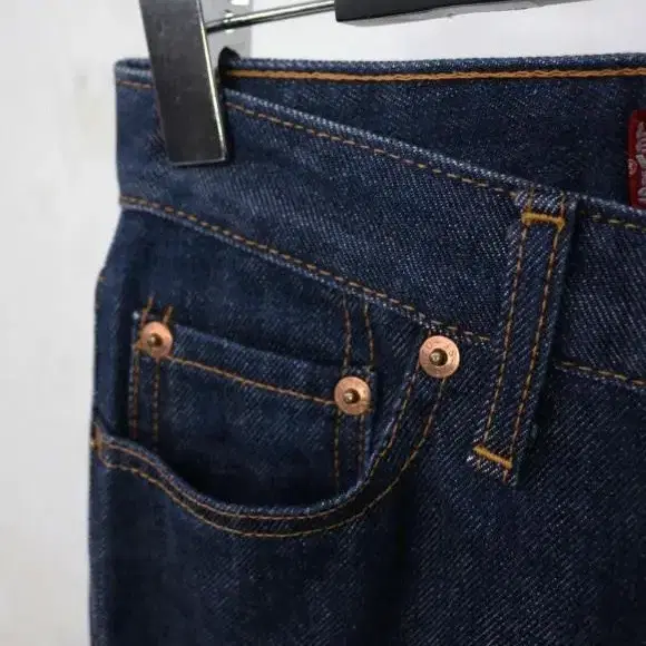 LEVIS red tap denim pants indigo