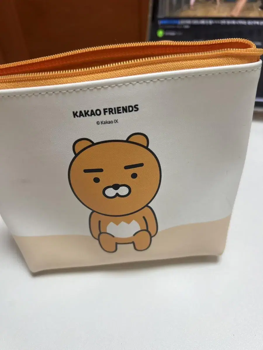 Kakao Lion Pouch