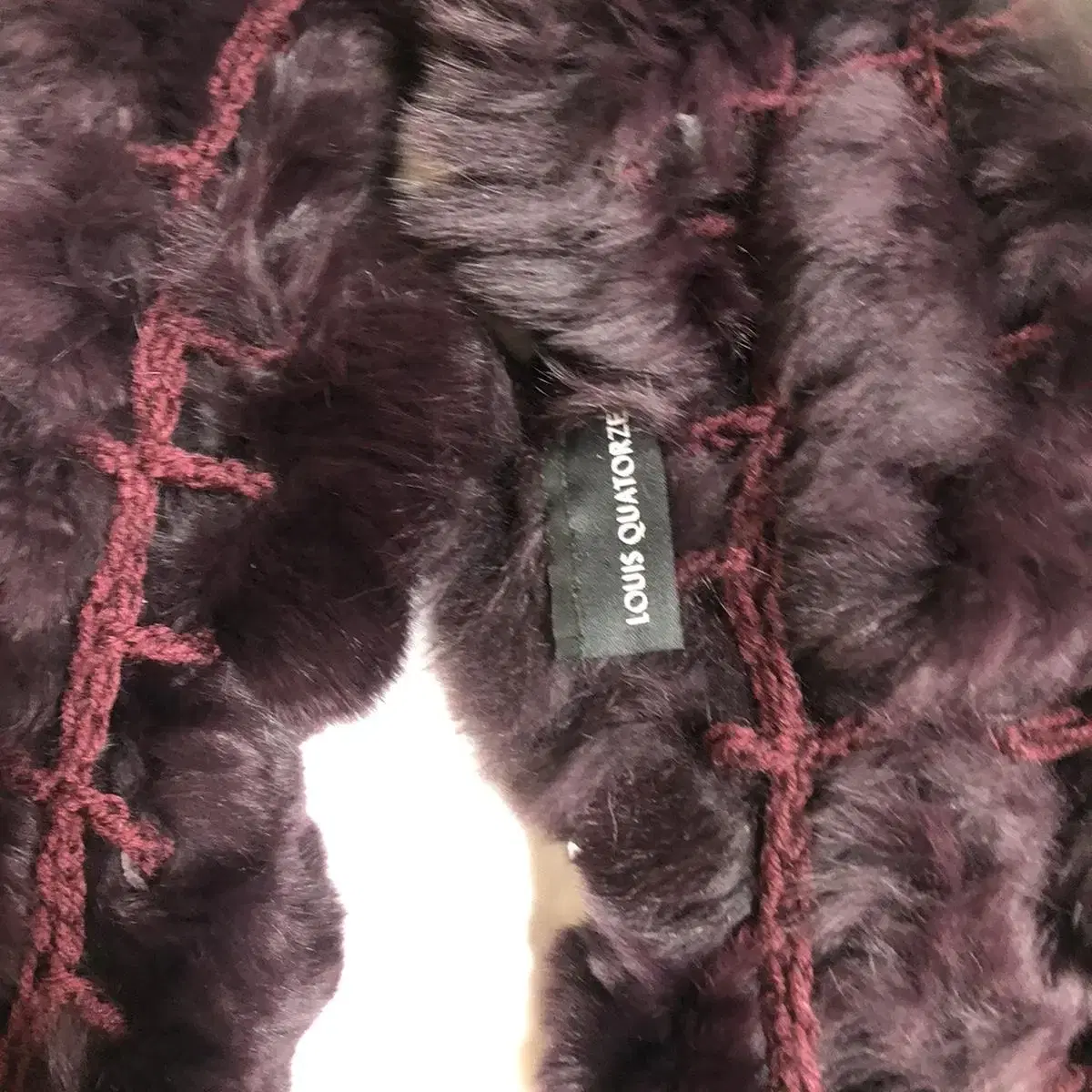 Vintage LOUIS QUATORZE  purple fur muf