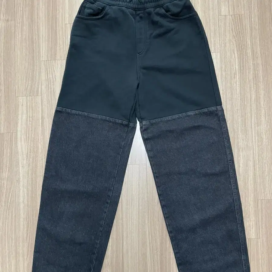 아모멘토 DRAWSTRING DENIM PANTS