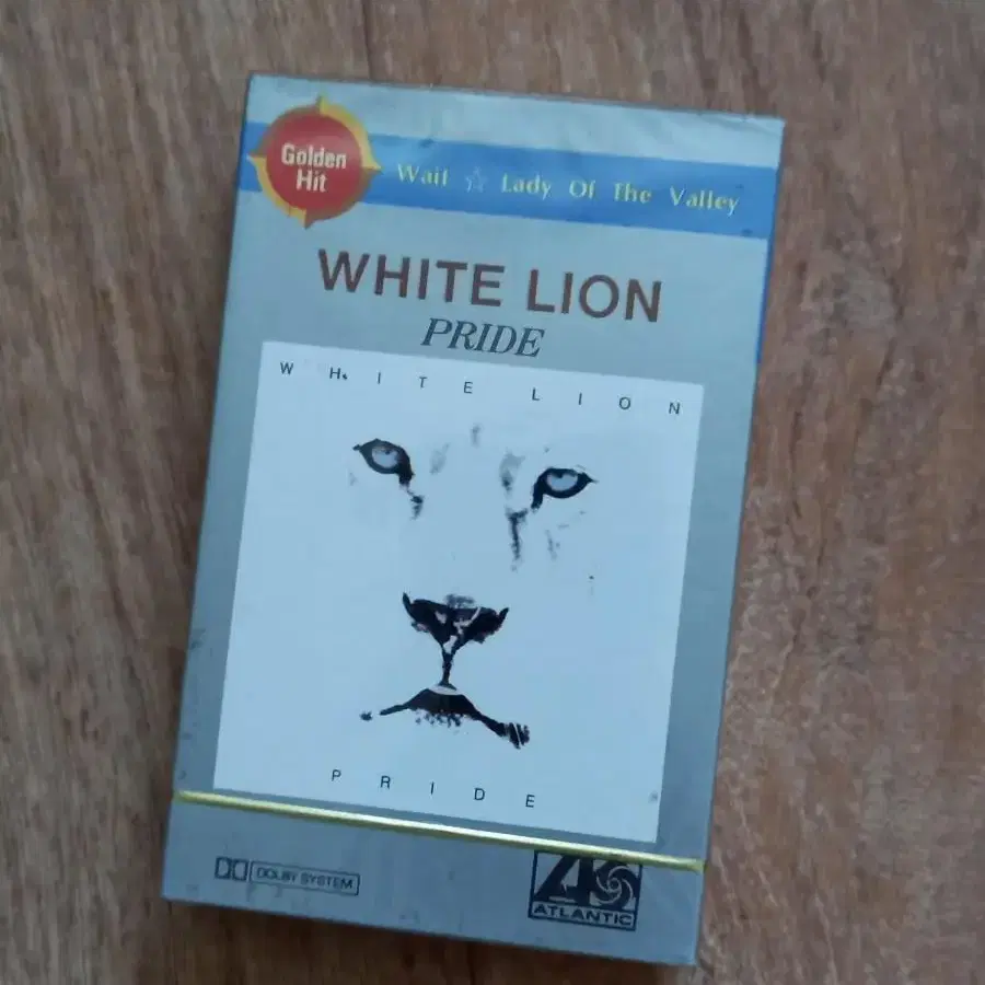 white lion 카세트테이프