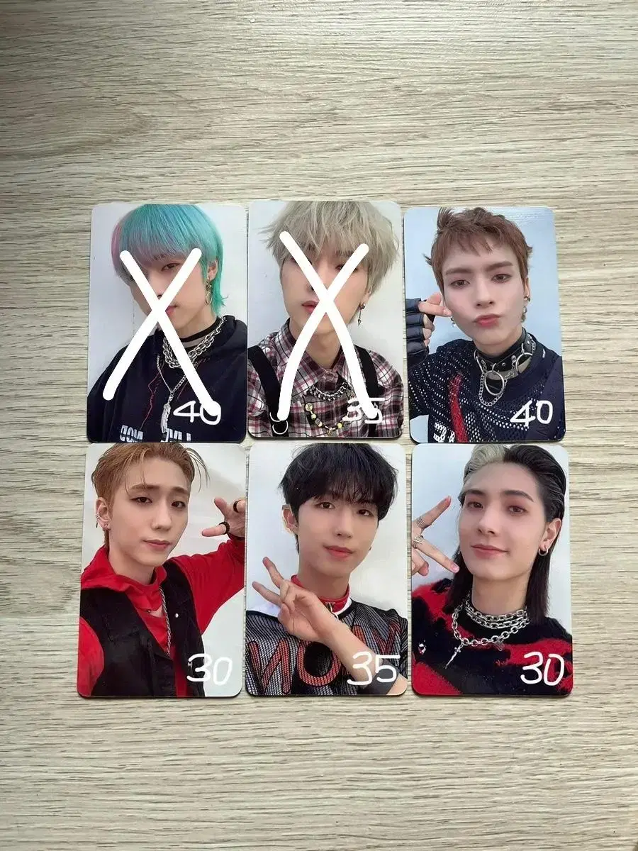 XDINARY HEROES on-site photocard