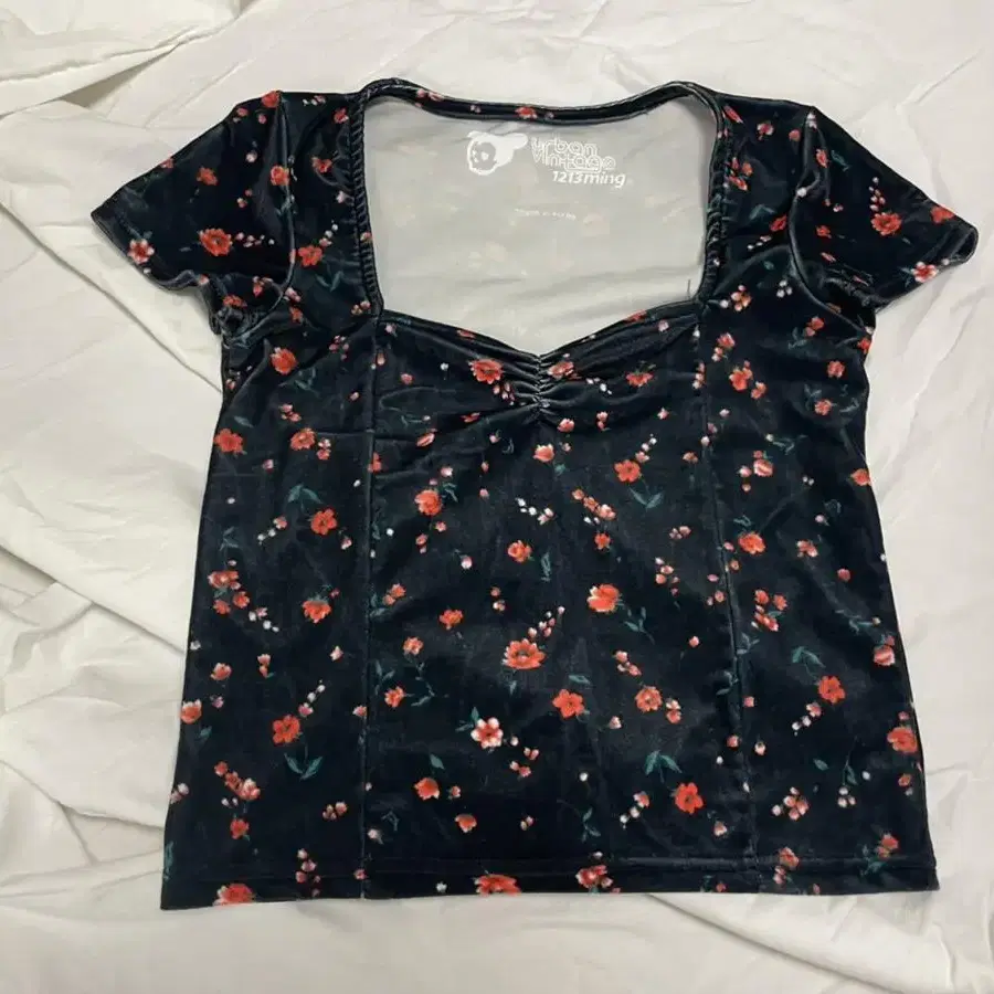 velvet flower top