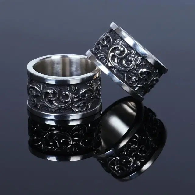 NONMESSPRODUCTS | Acanthus Ring