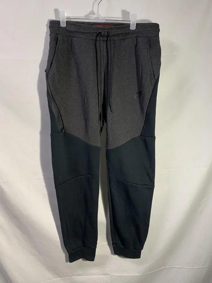 Nike Women's Techpack Jogger Pants Training Pants L