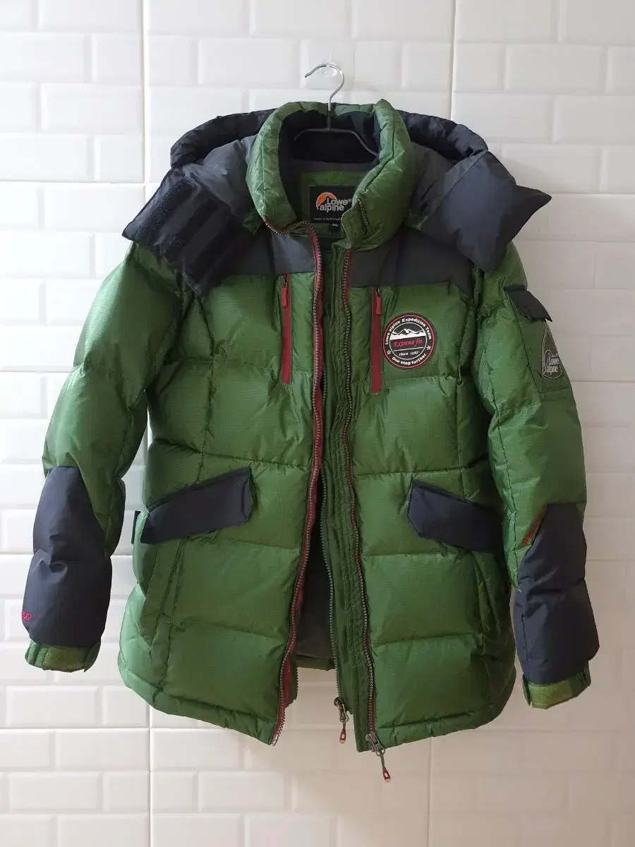 Low Alpine Goose Puffer Jacket 90