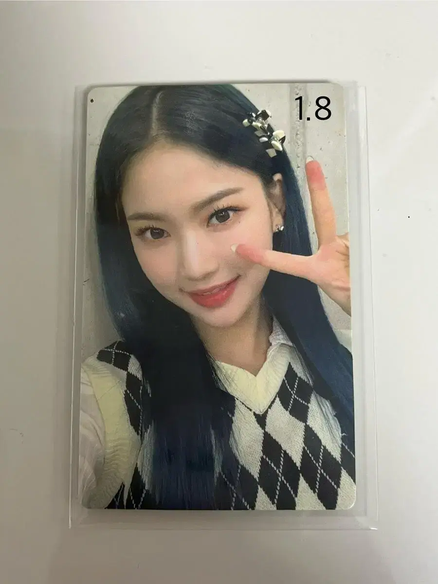 stayc isa photocard, seasons greetings wts