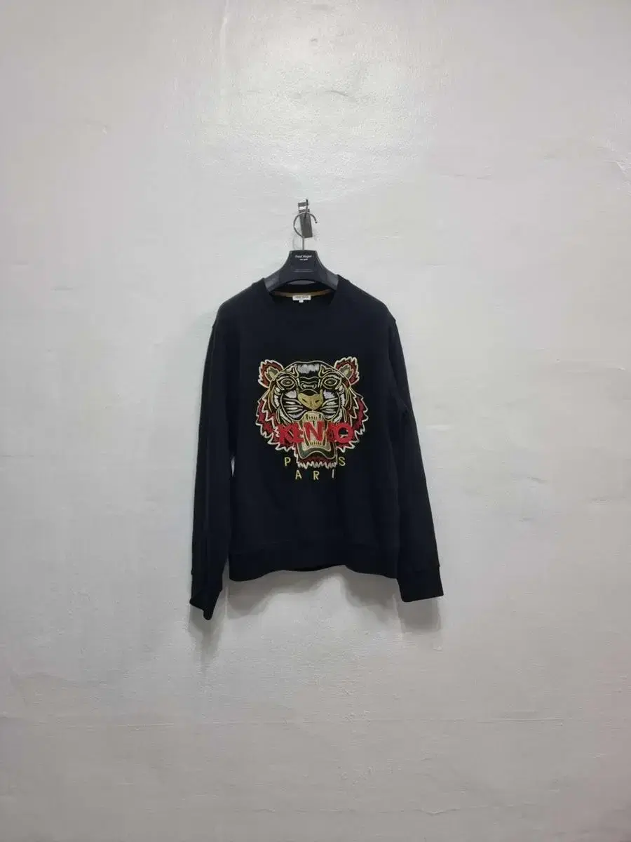 Kenzo men's top size 100 good condition C1-150