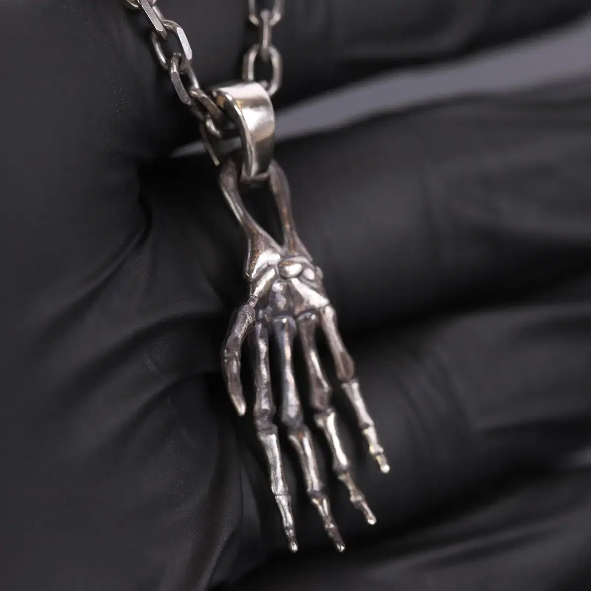 NONMESSPRODUCTS | Hand Bones Pendant