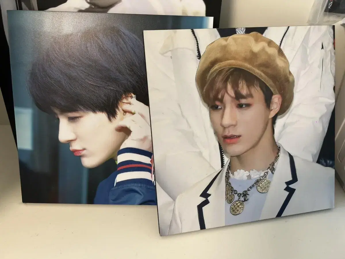 NCT Dream jeno sells picture frames