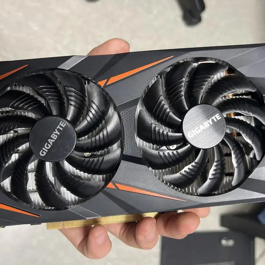 기가바이트 gtx1060 3g 개인 제품 팝니다.