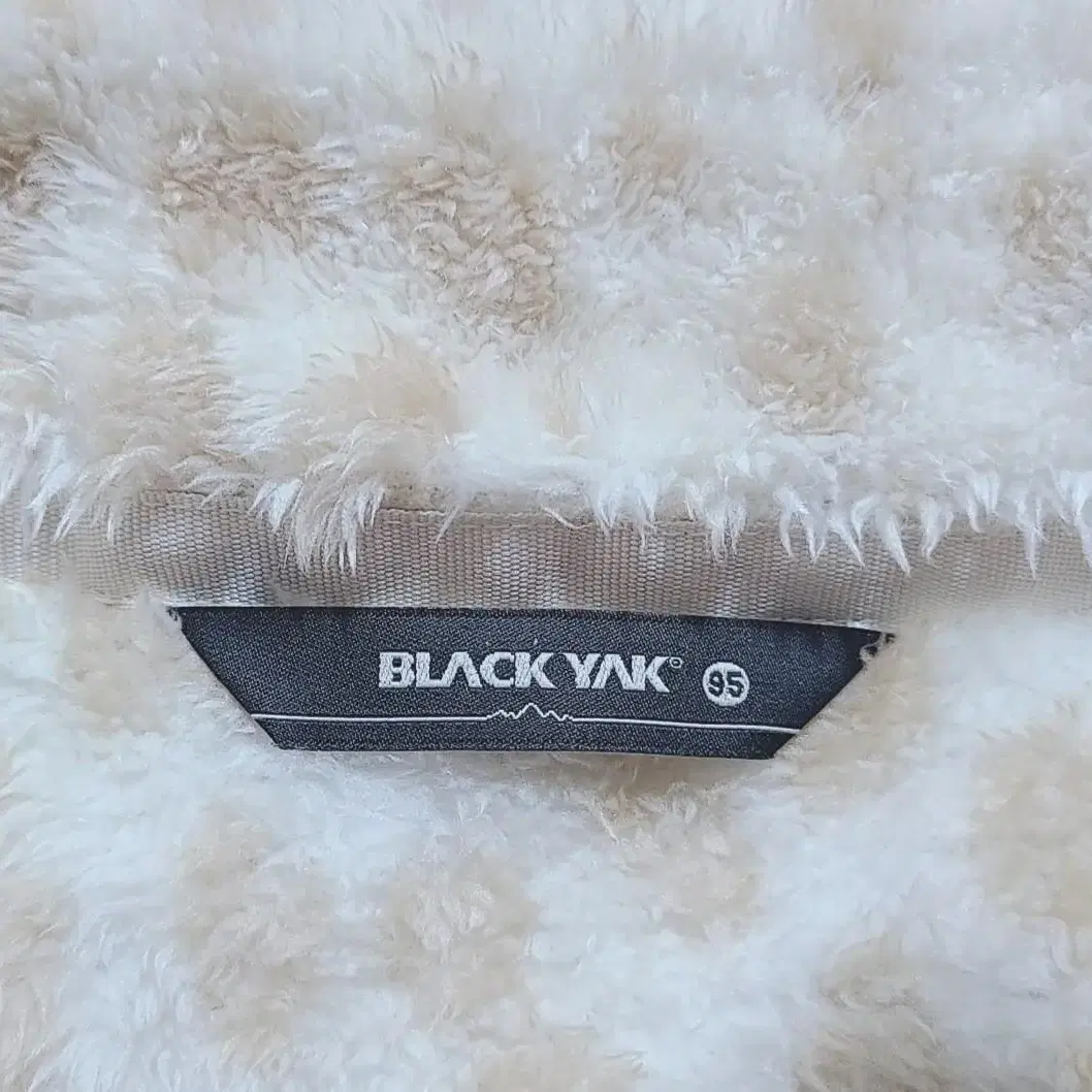 BLACK YAK 여성 플리스