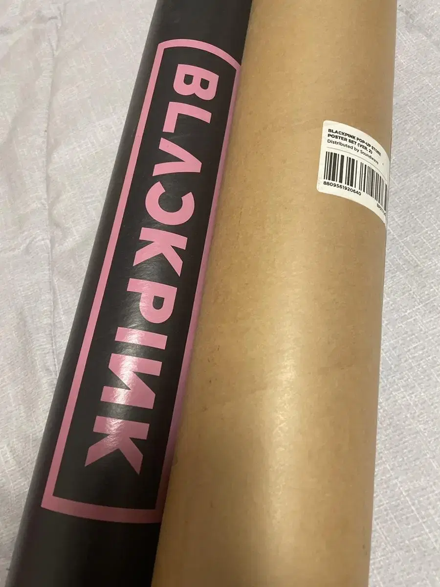 Black Pink poster set