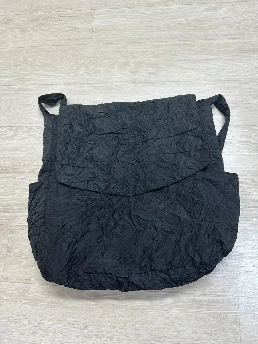 해칭룸 Two Face Bag Crease/Black