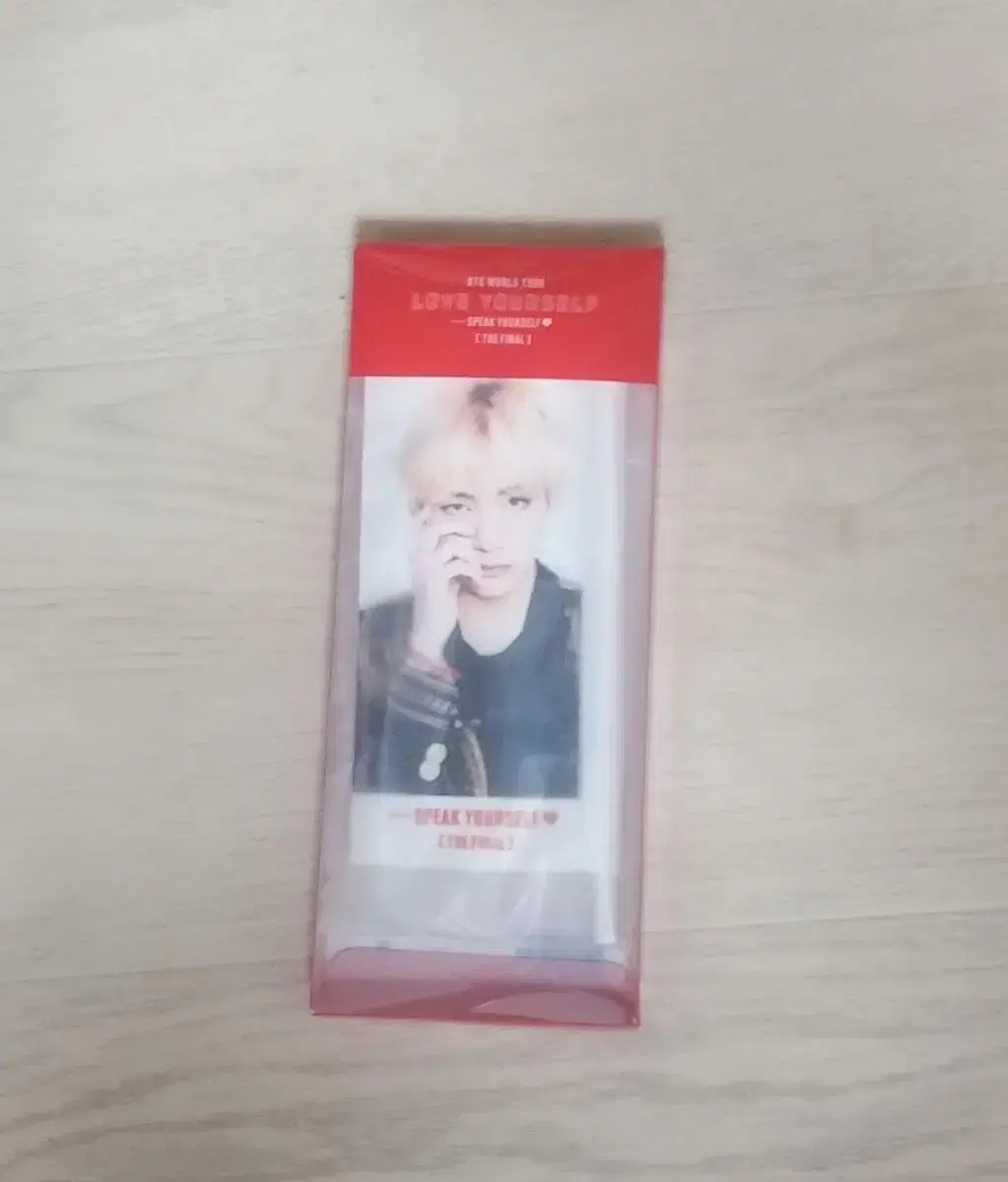 BTS bangtan v Taehyung Spike Mini Flag