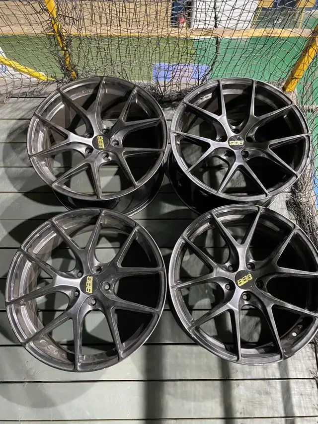 bbs cir 19인치 팝니다