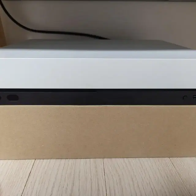 XBOX ONE X  스페셜 에디션 1TB 택포