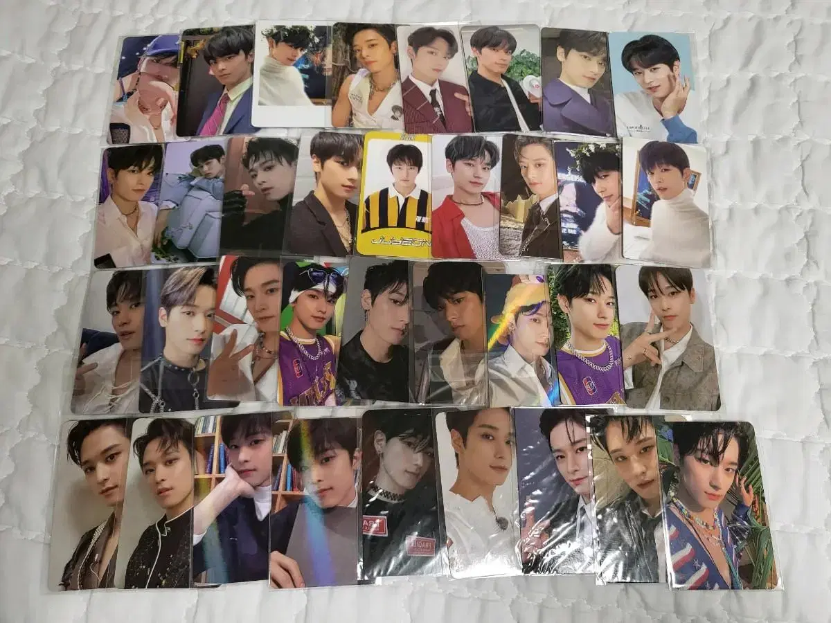 The Boyz juyeon photocard photocard bulk 35 photos