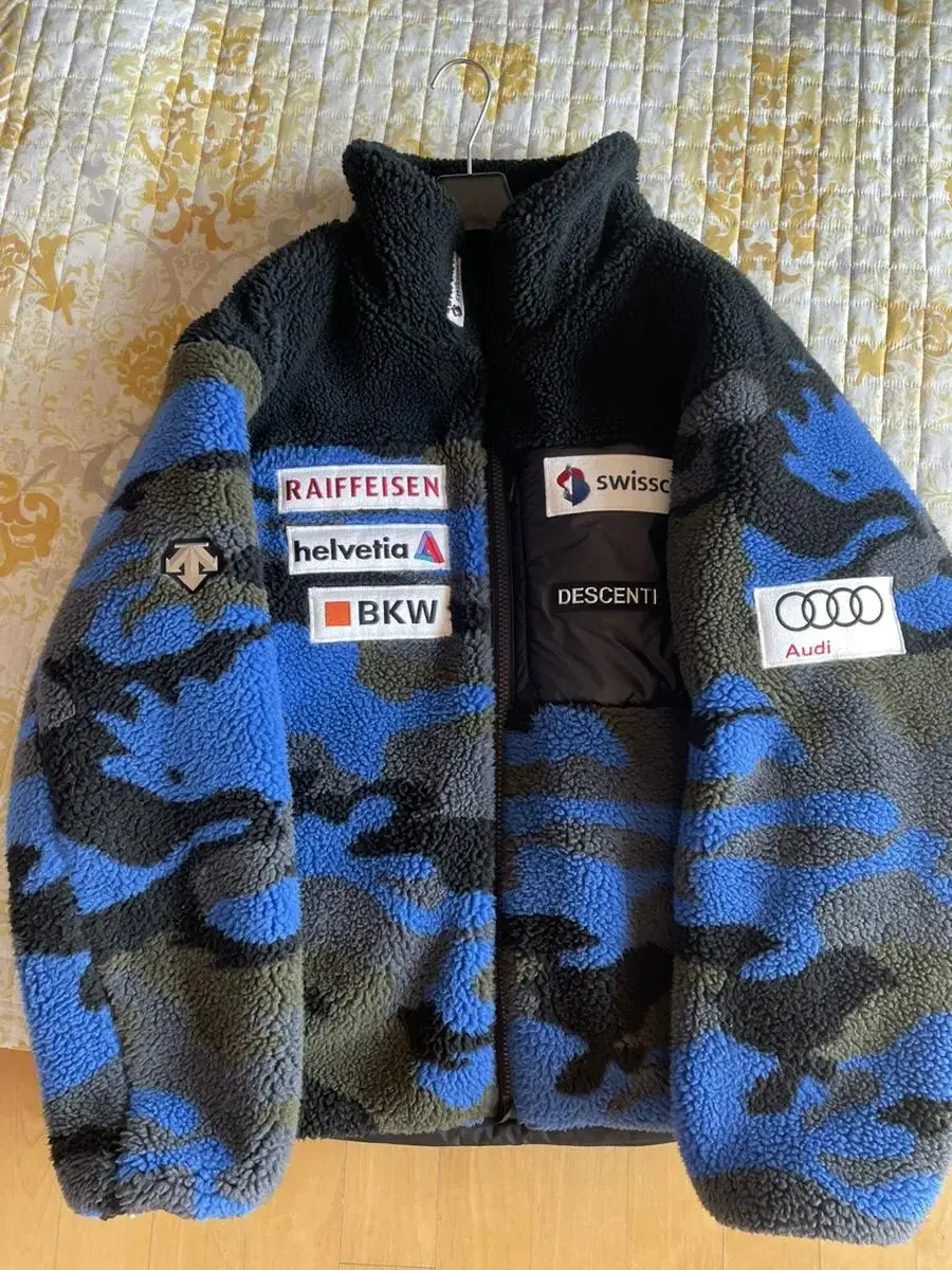 Descent Audi Furisode Parka