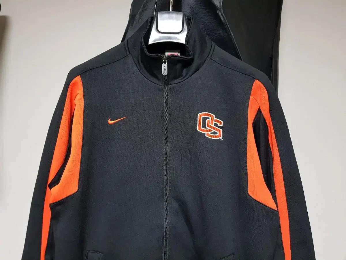 Nike Jersey Zip Up