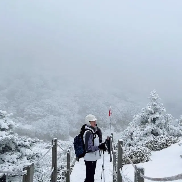 패딩 귀돌이 모자 국내 내수 상품