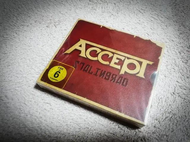 Accept - Stalingrad  (CD+DVD 한정판) 수입신품