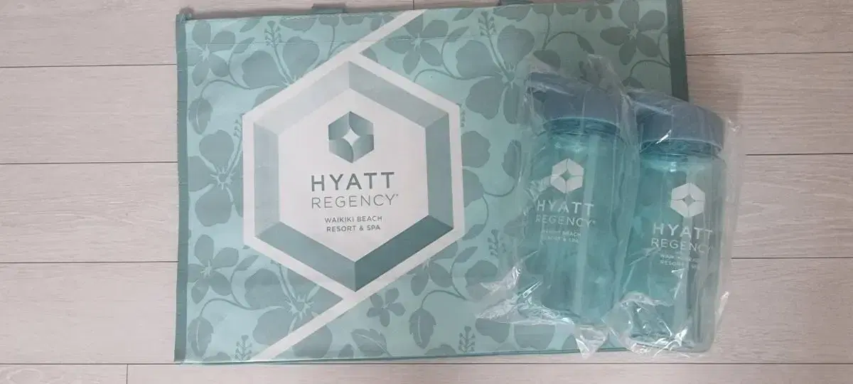 Hyatt Regency Waikiki Resort Goods