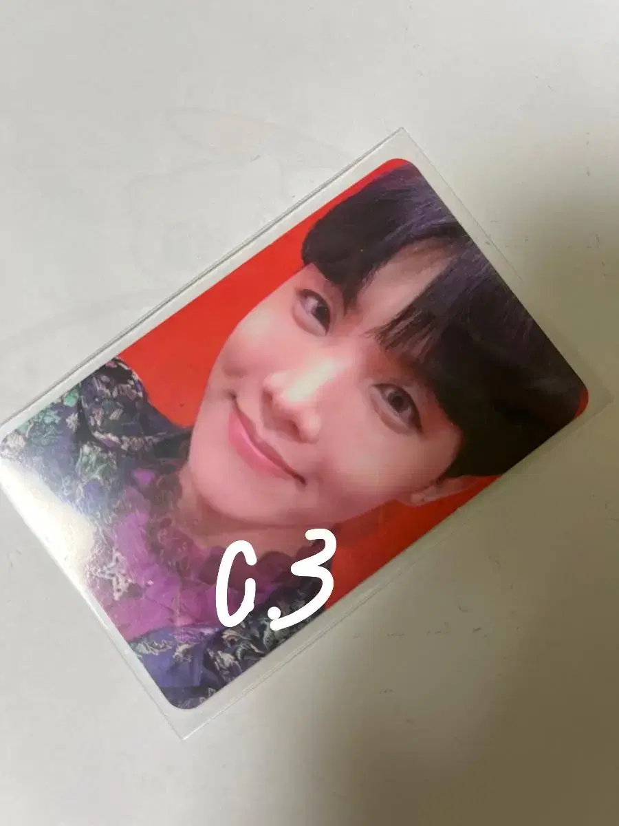 Lubyusel Anser jung hoseok photocard