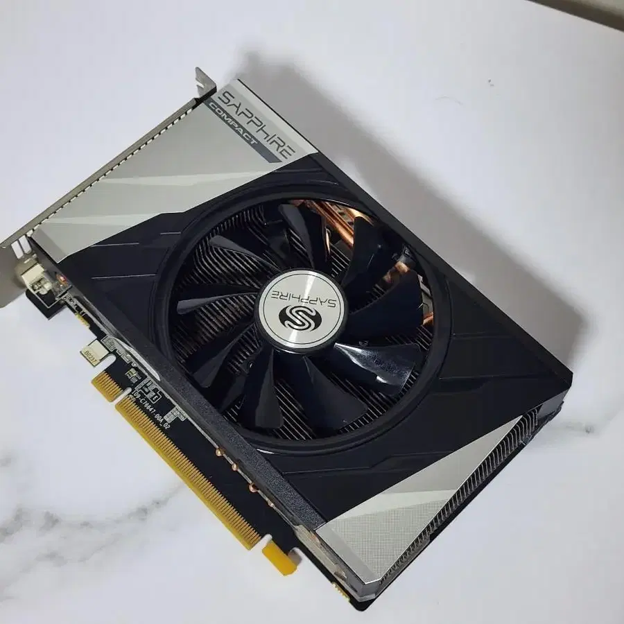 사파이어 라데온 R9 285 2G D5 ITX OG