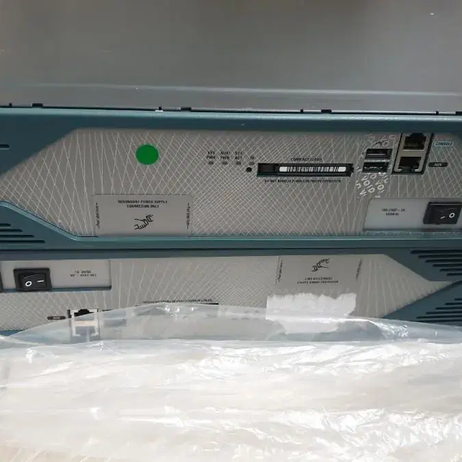 시스코 라우터 Cisco 2821  Router