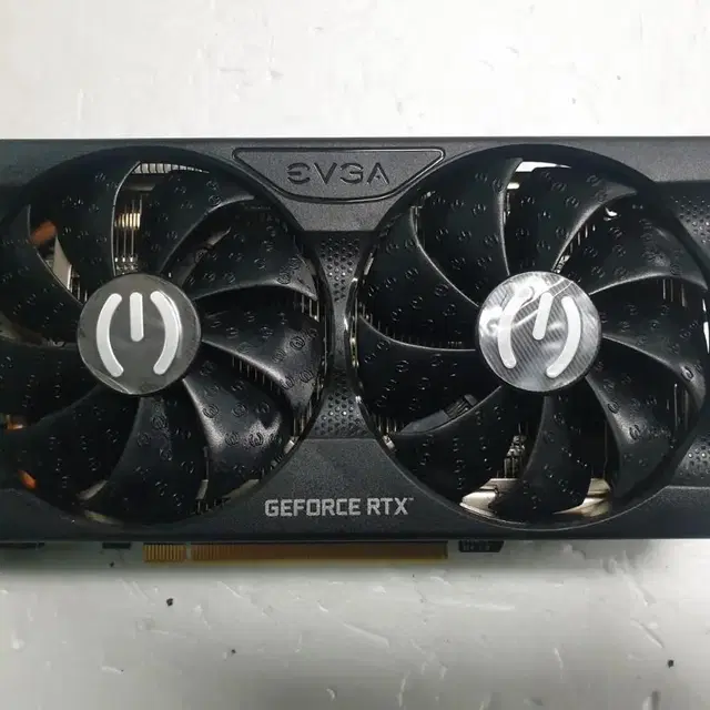 에브가 rtx3060ti xc 그래픽카드 팝니다