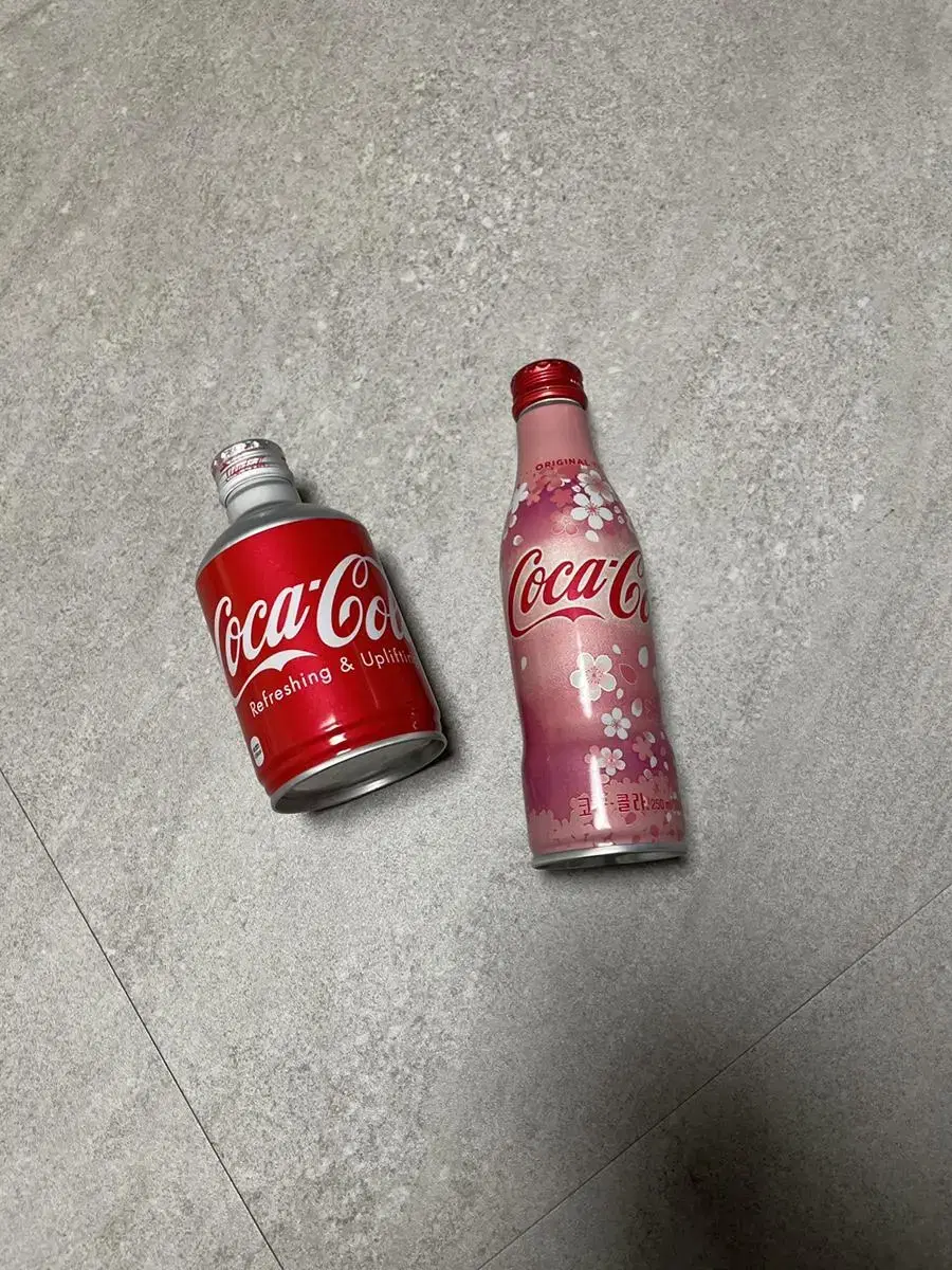 Coca-Cola Cherry Blossom Edition, Japan only