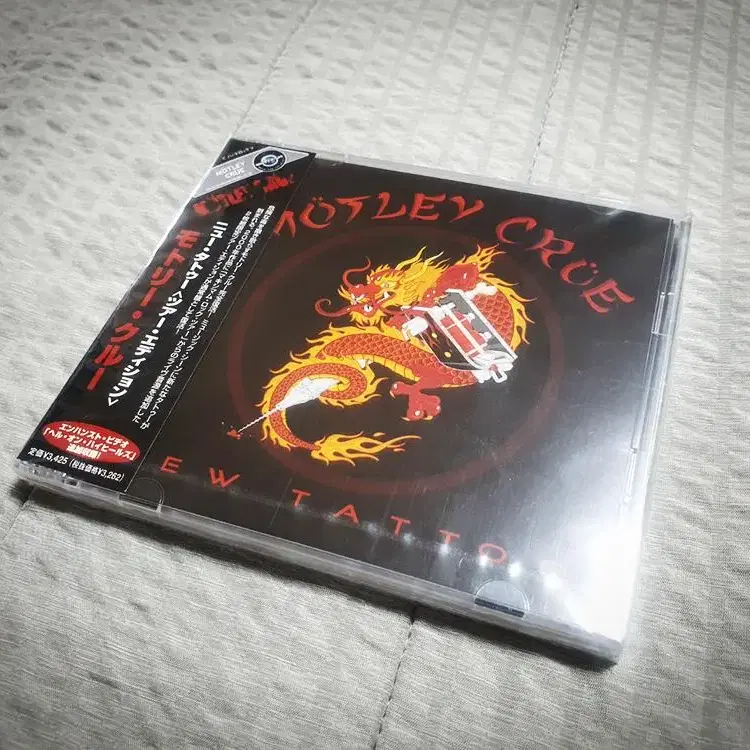 Motley Crue - New Tattoo [일본반, 2CD, 신품]