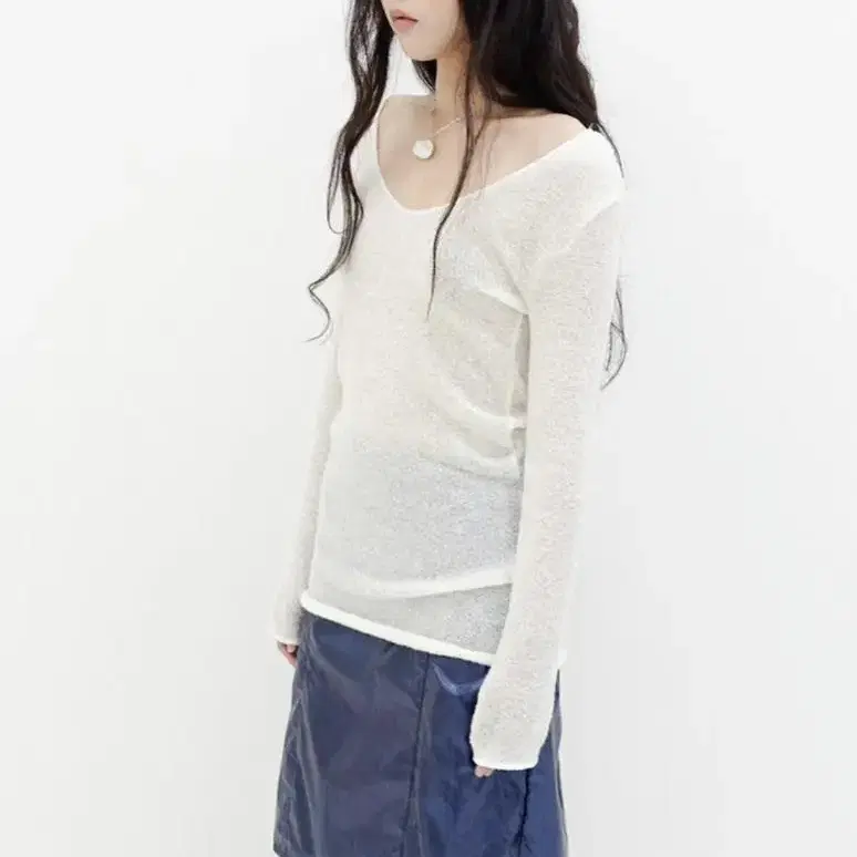 샵페어리 light long neck knit top