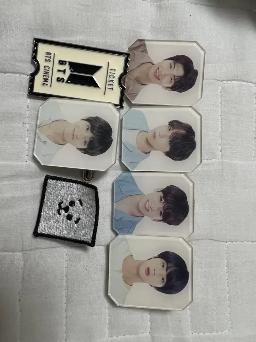 Bangtan Rubelcorn acrylic Badge