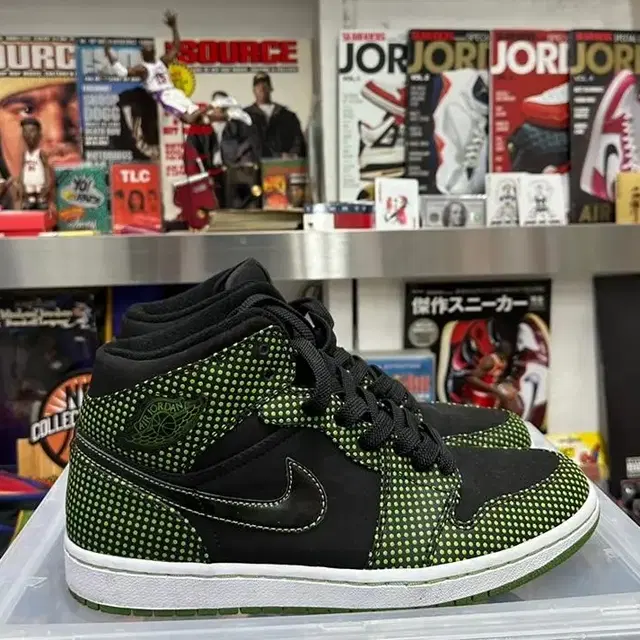 조던1 jordan1 retro polka dot chlorophyll