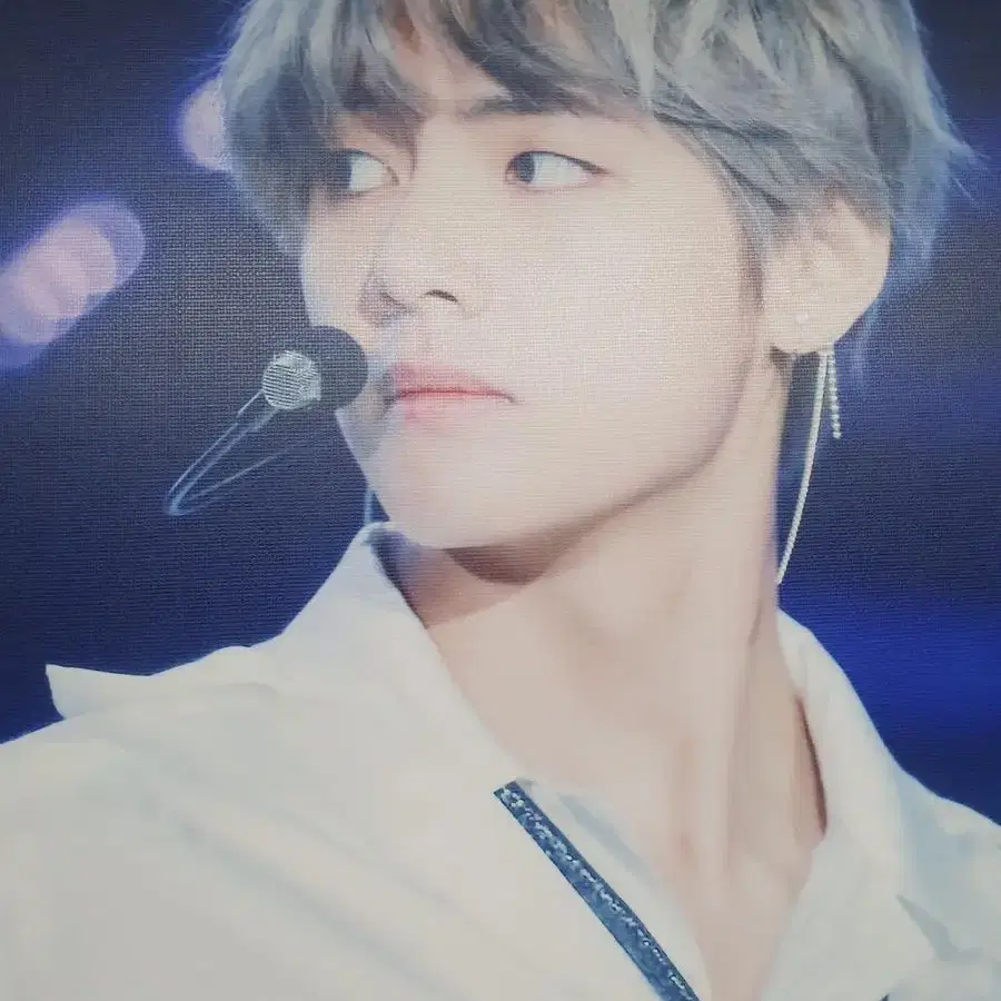 BTS 김태형 큰 액자사진 팝니다.