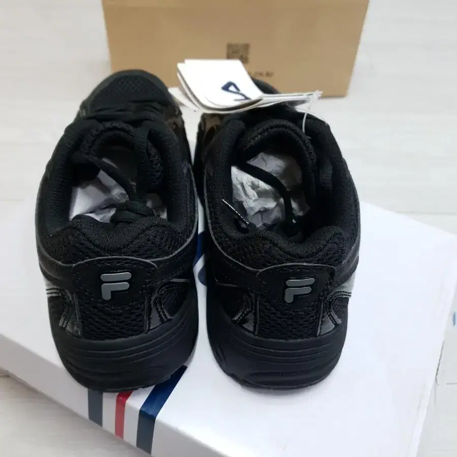 (220)FILA 휠라 TREXA 런닝화 BLACK[대전 직거래도 가능]