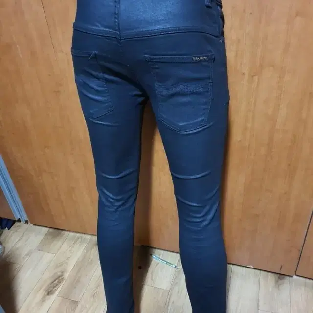 NUDIE JEANS누디진코팅스판청바지28