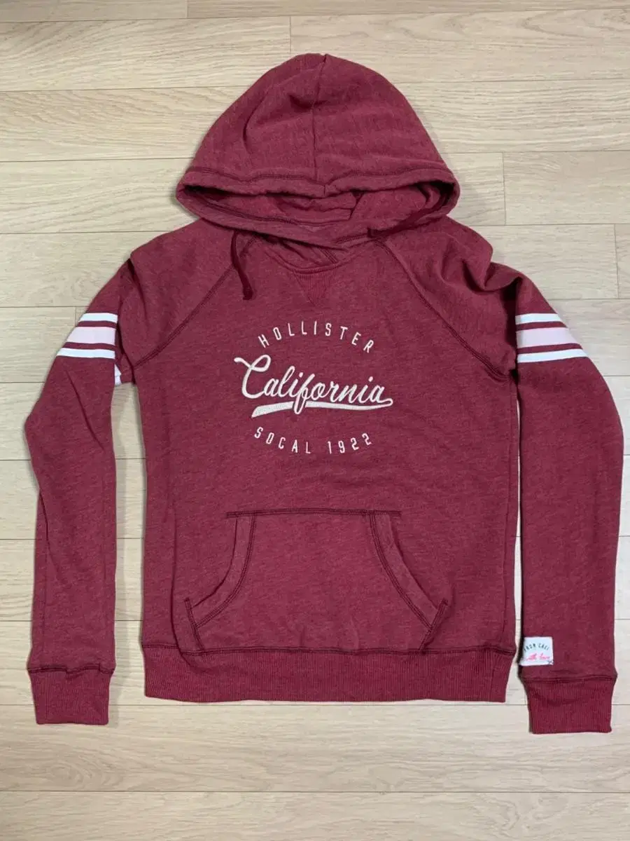HOLLISTER | 홀리스터 Hollister Pink Fleece Hoodie L #홀리스터,#홀리스터후드티,#홀리스터기모후드티,#후드티,#y2k후드티  on Bunjang Global Site., image size:900x1200