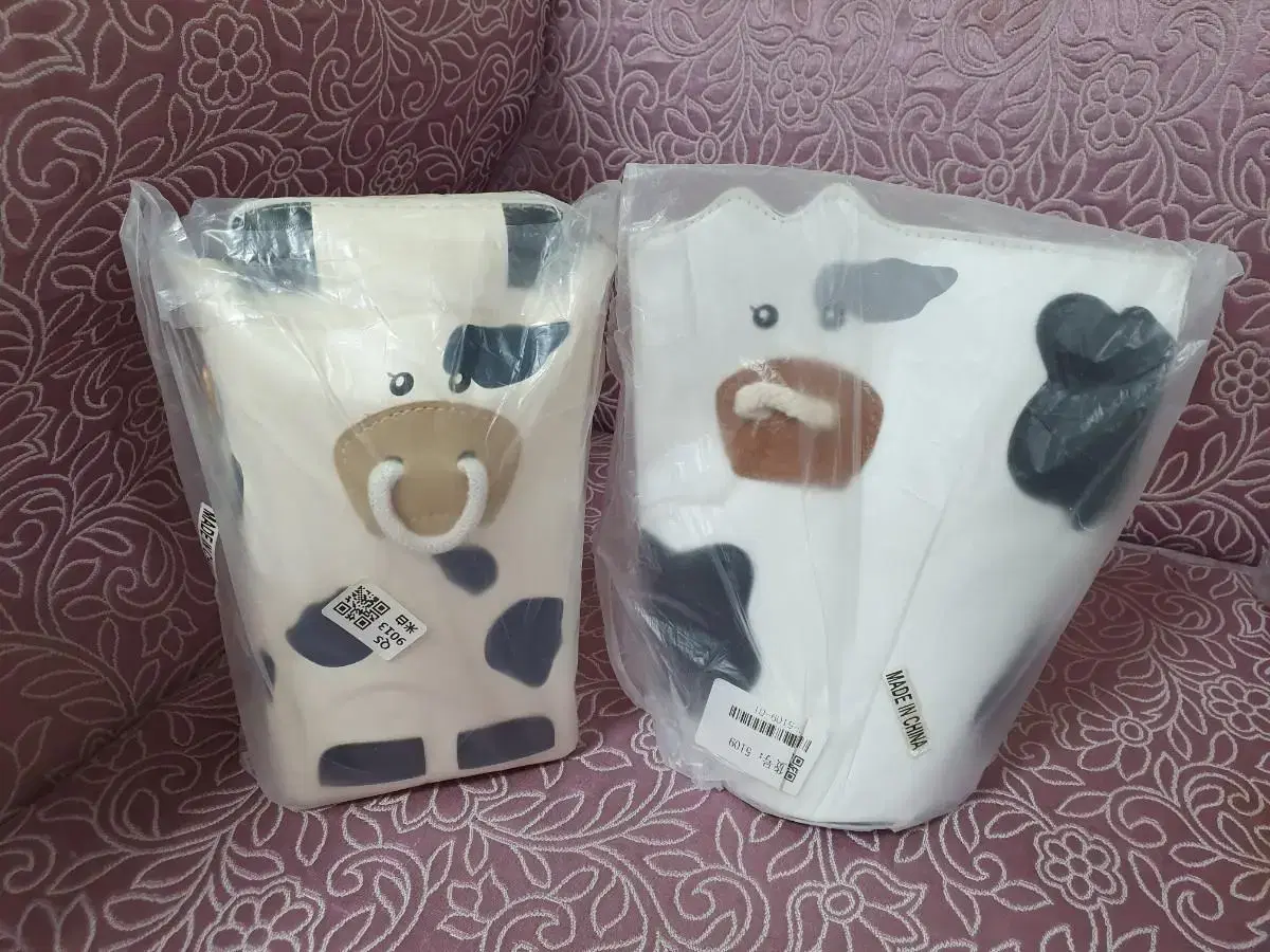 2 crossbody bags. New arrivals women children cell phone bag mini bag shoulder bag cow