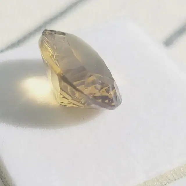 # 네츄럴 시트린(레몬쿼츠) 커팅 나석 11.7ct