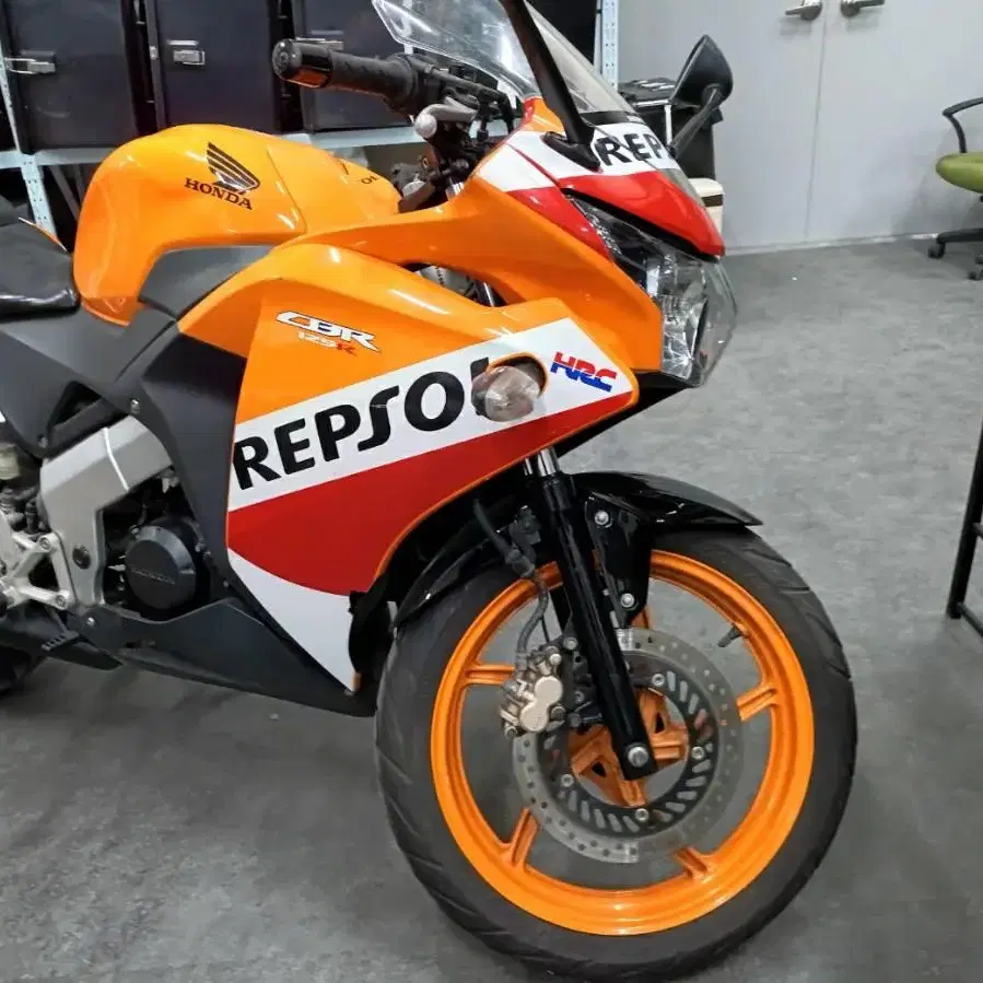 cbr125r 2015년식 27,000km 주행한 차량 155만원에 매각