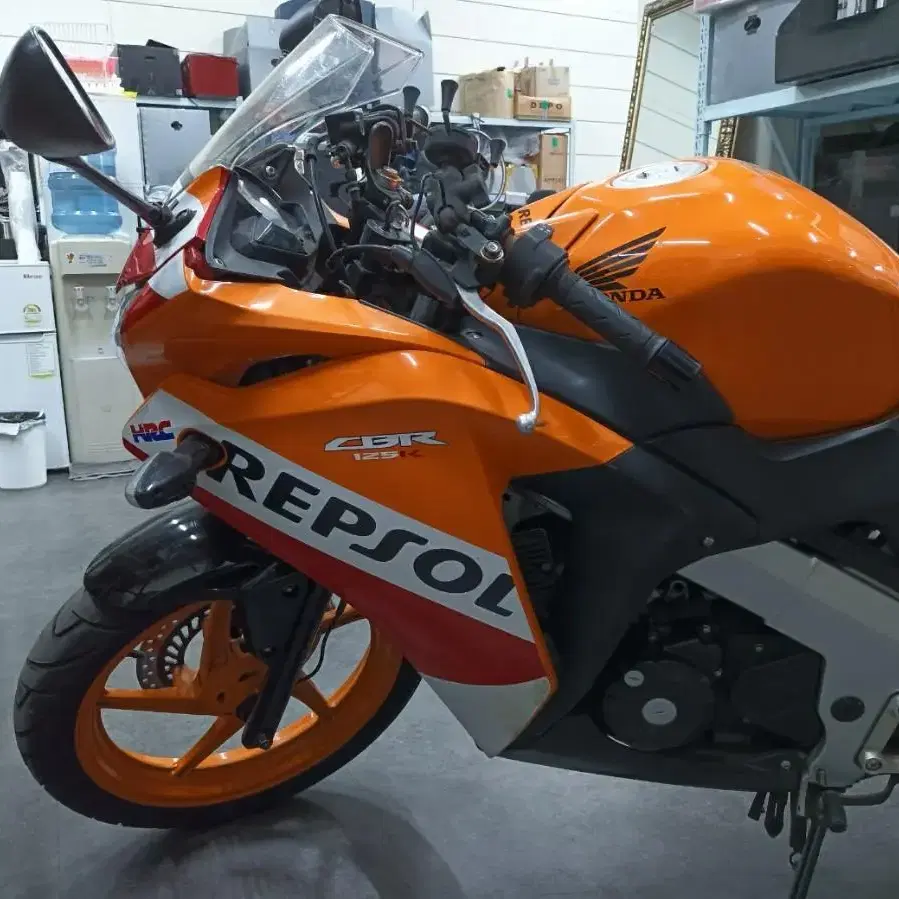 cbr125r 2015년식 27,000km 주행한 차량 155만원에 매각