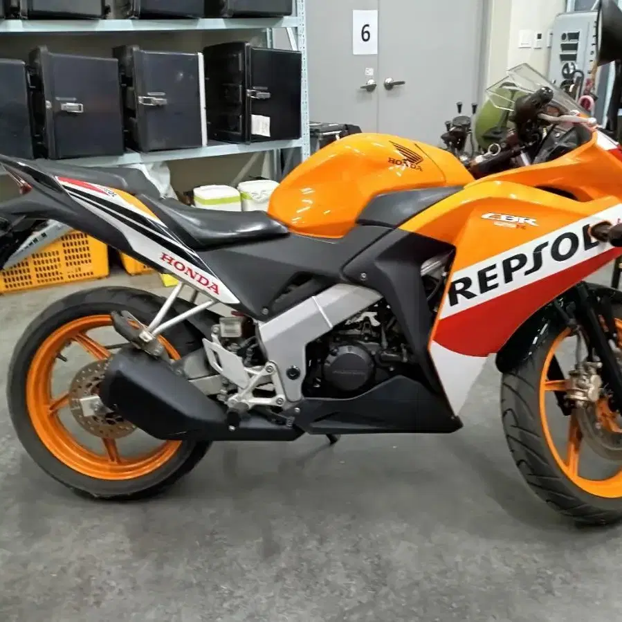 cbr125r 2015년식 27,000km 주행한 차량 155만원에 매각