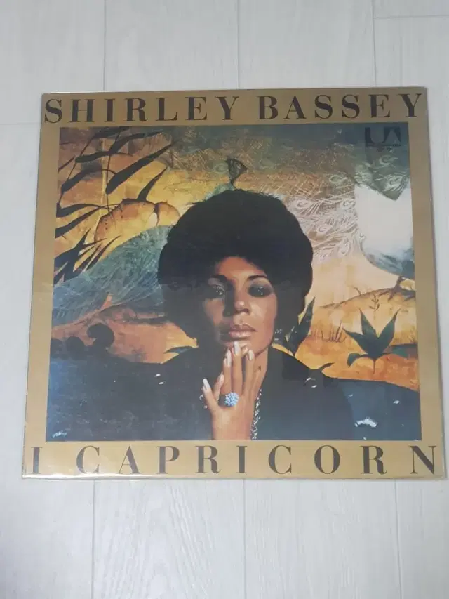 올드팝 흑인음악 Shirley Bassey 일본반 엘피 바이닐 vinyl