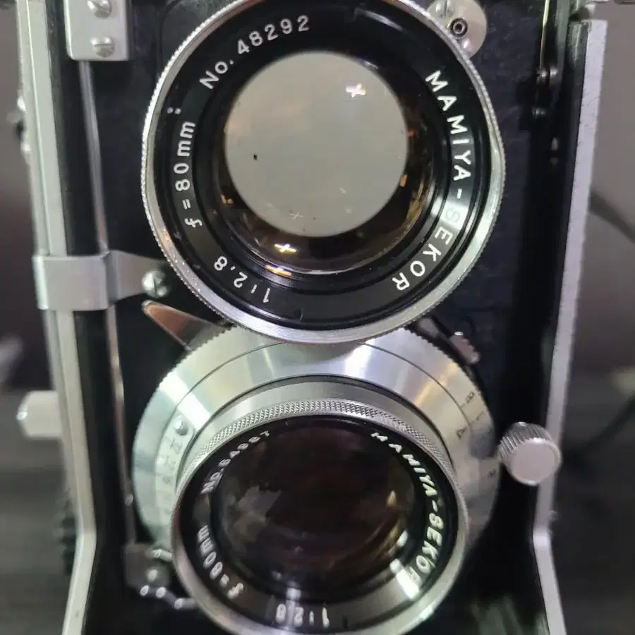 앤틱 카메라(MAMIYA C22)-1