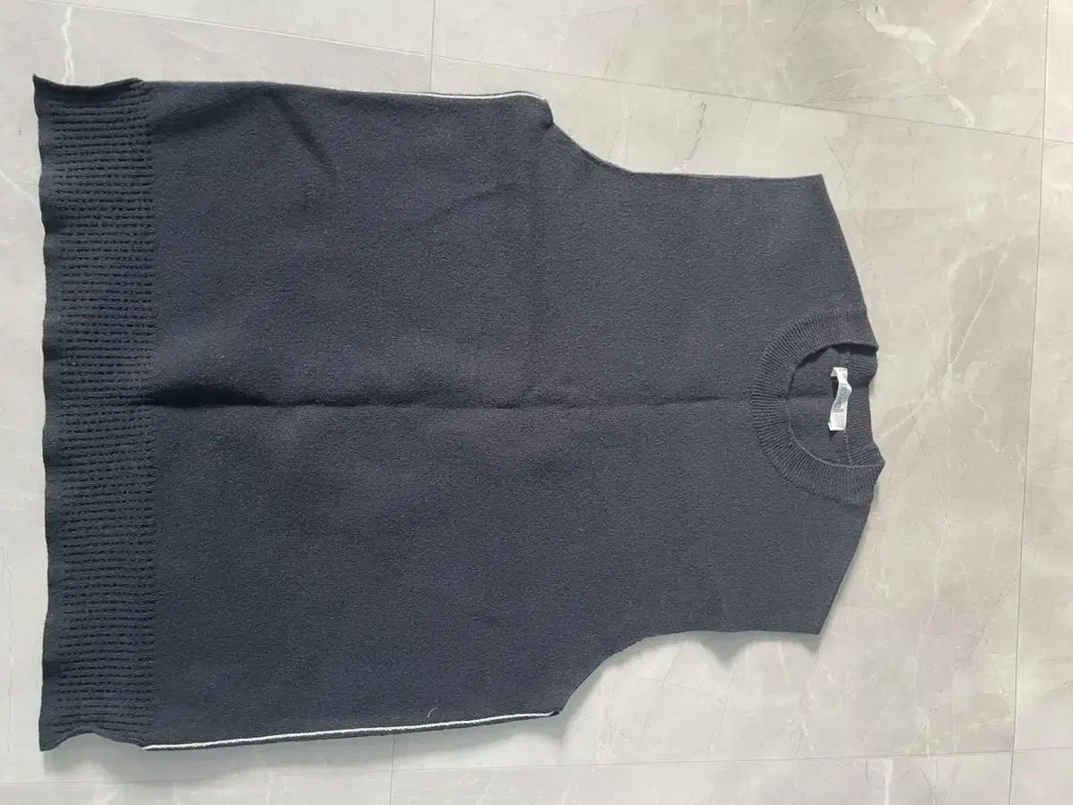 Men's Navy Woolen Knit Vest to sell