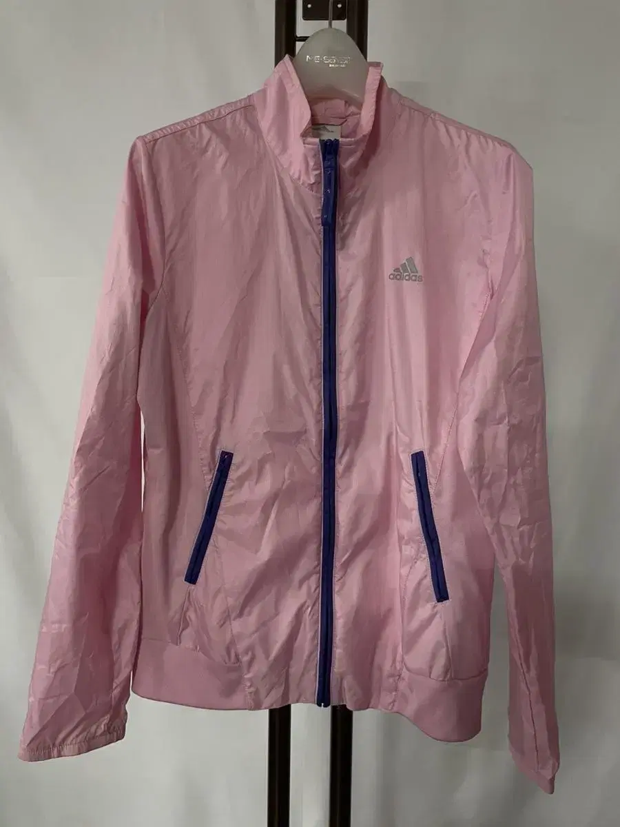 n157) Adidas Women bom Windbreaker 90 S