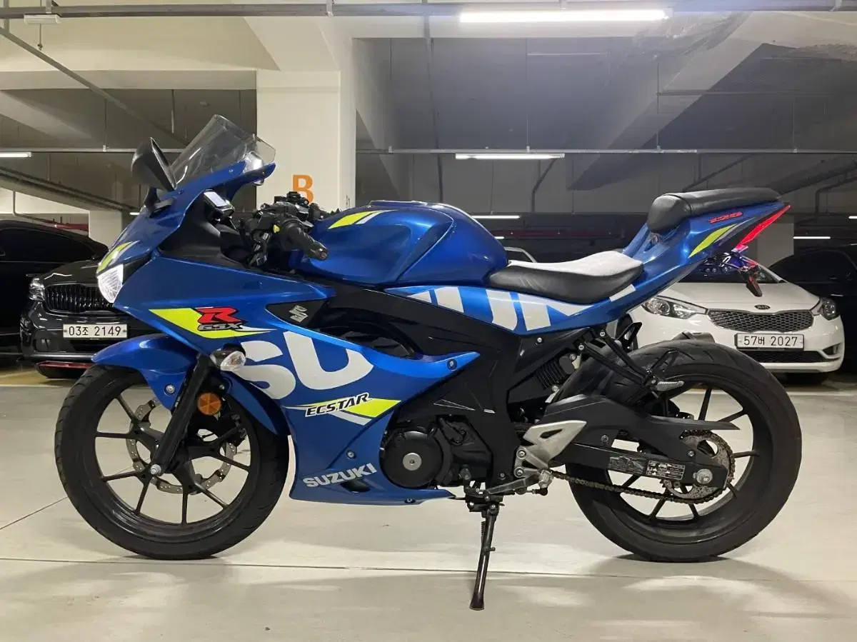 스즈키 GSX-R 125 19년식 판매합니다 gsxr125